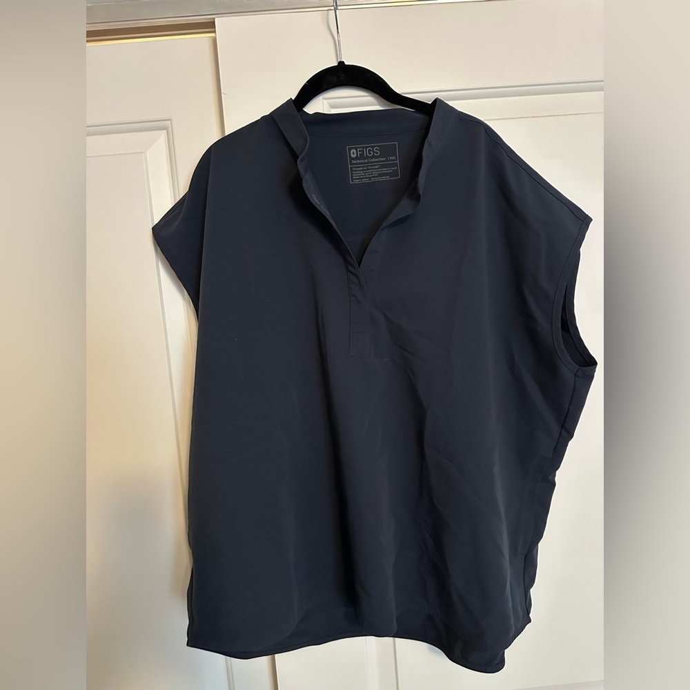 COPY - FIGS - Women’s Rafaela Scrub Top 2XL